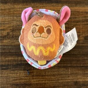 Kuzco Corn Dog Munchling